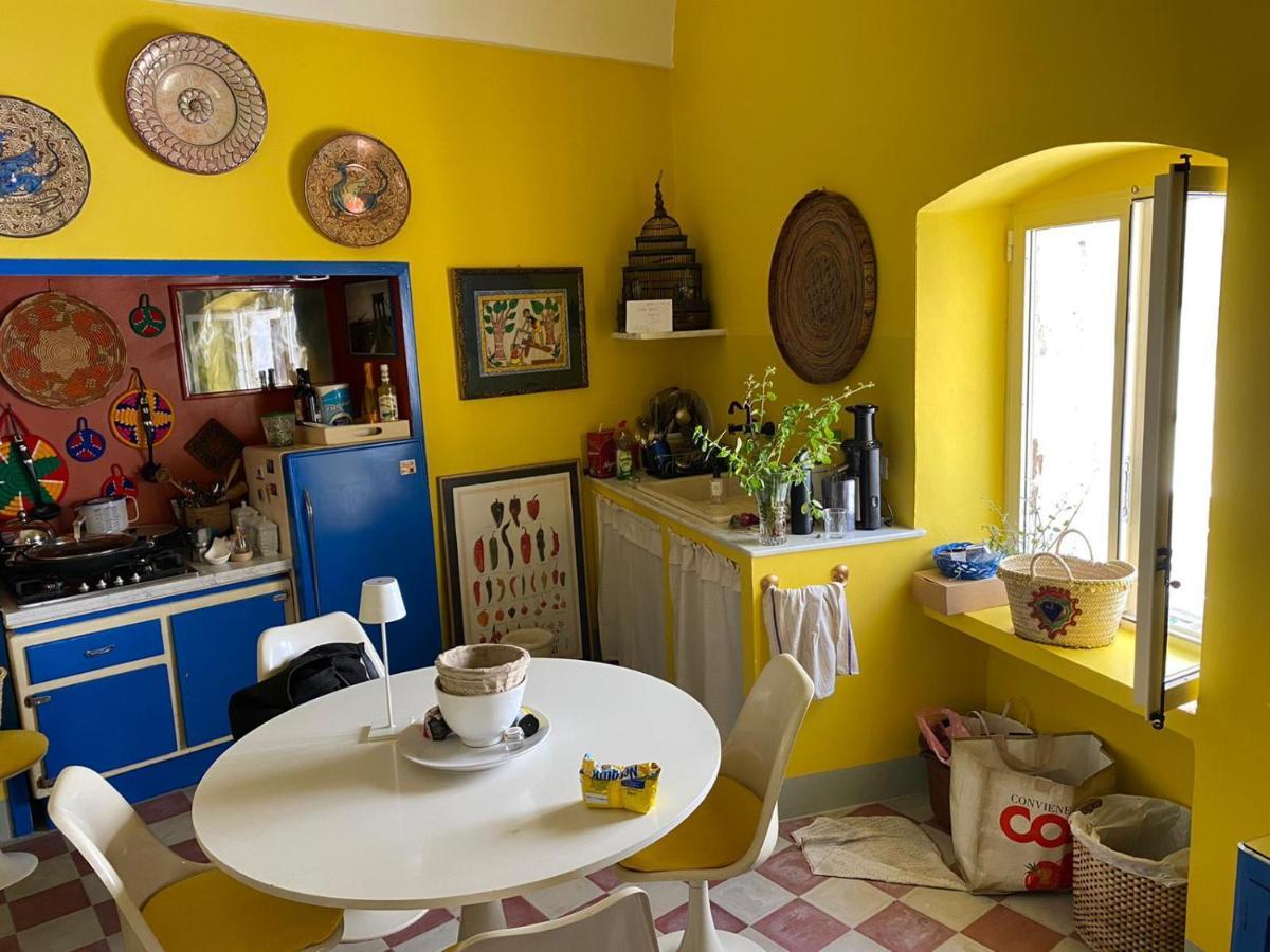 Bacchingham Villa อเลซซาโน ภายนอก รูปภาพ